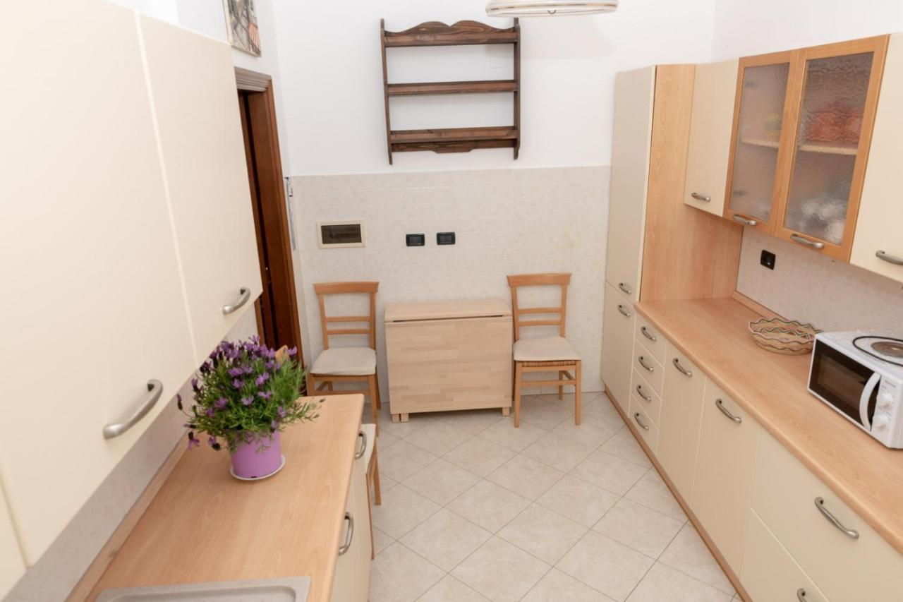 Living Sestri Airport Apartment Genova Exterior foto